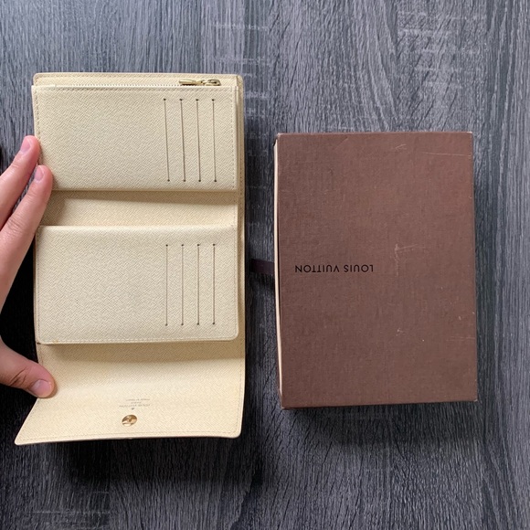 Louis Vuitton Alexandra Wallet Damier Azur - Picture 3 of 16